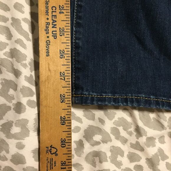 Abercrombie & Fitch Womens Super Skinny Jeans Mid-Rise Medium Wash Distressed 6s - Picture 6 of 6